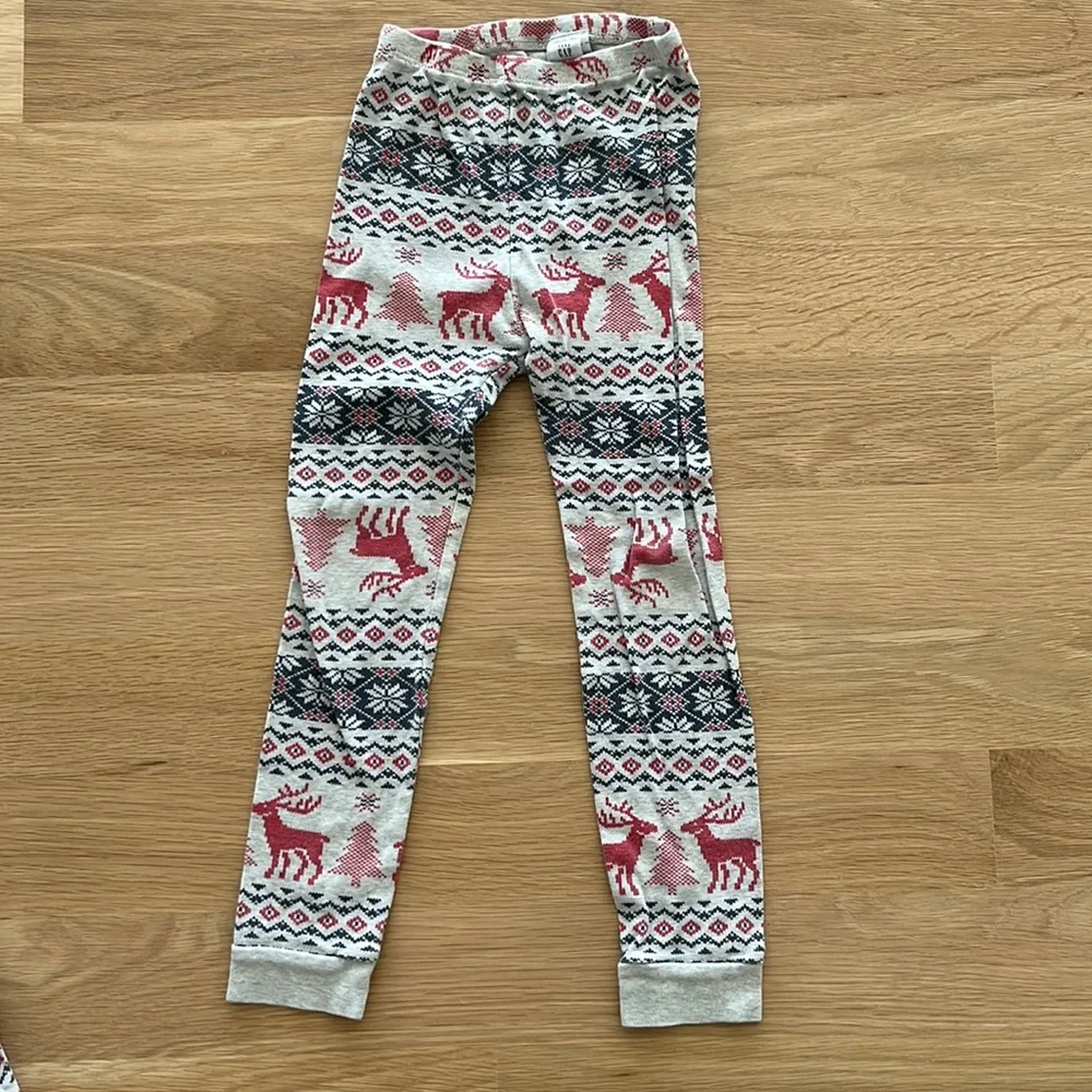 Baby Gap Christmas Pajamas - Picture 4 of 4